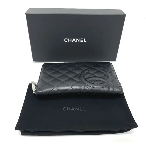 CHANEL Authentic Black Leather Wallet - Picture 12 of 12